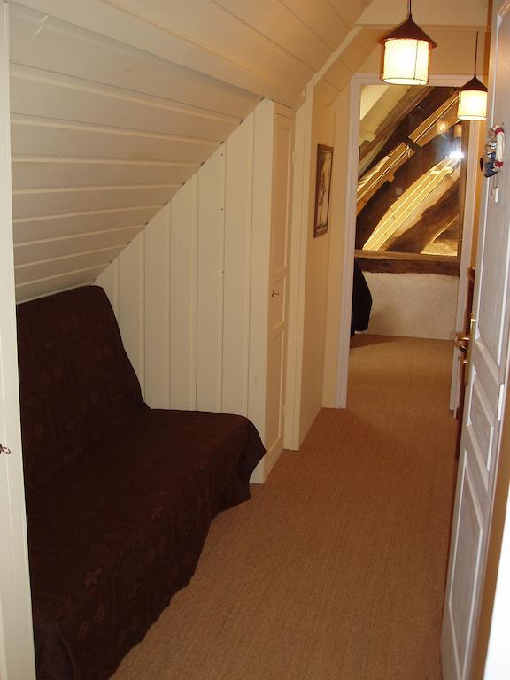 Gite De La Porte Du Parc Les Iffs Room photo